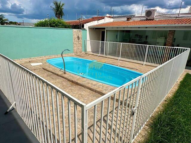 Casa para Venda em Cuiabá - 2